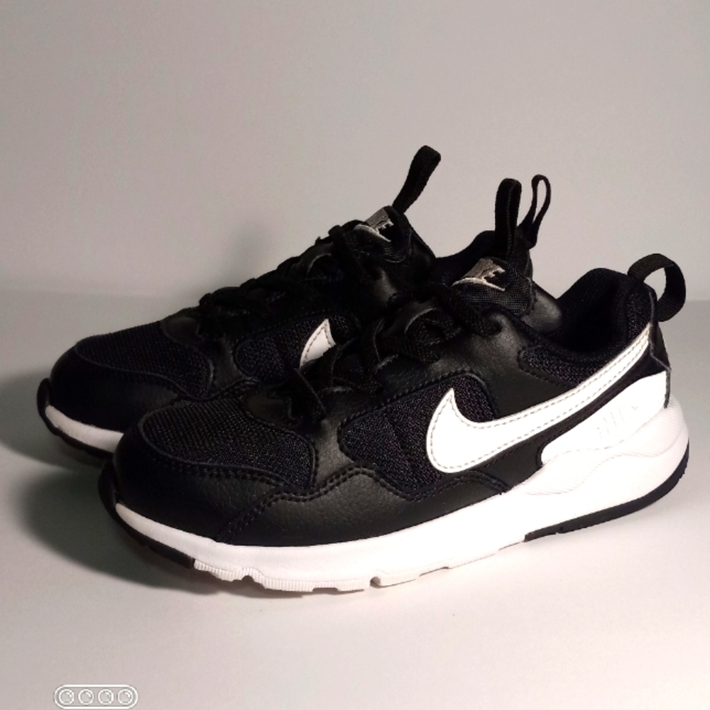 Nike size 13c
